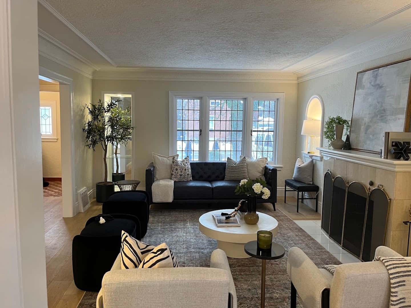 London Living Real Estate Ltd — Real Estate Agents photo 3 of 4