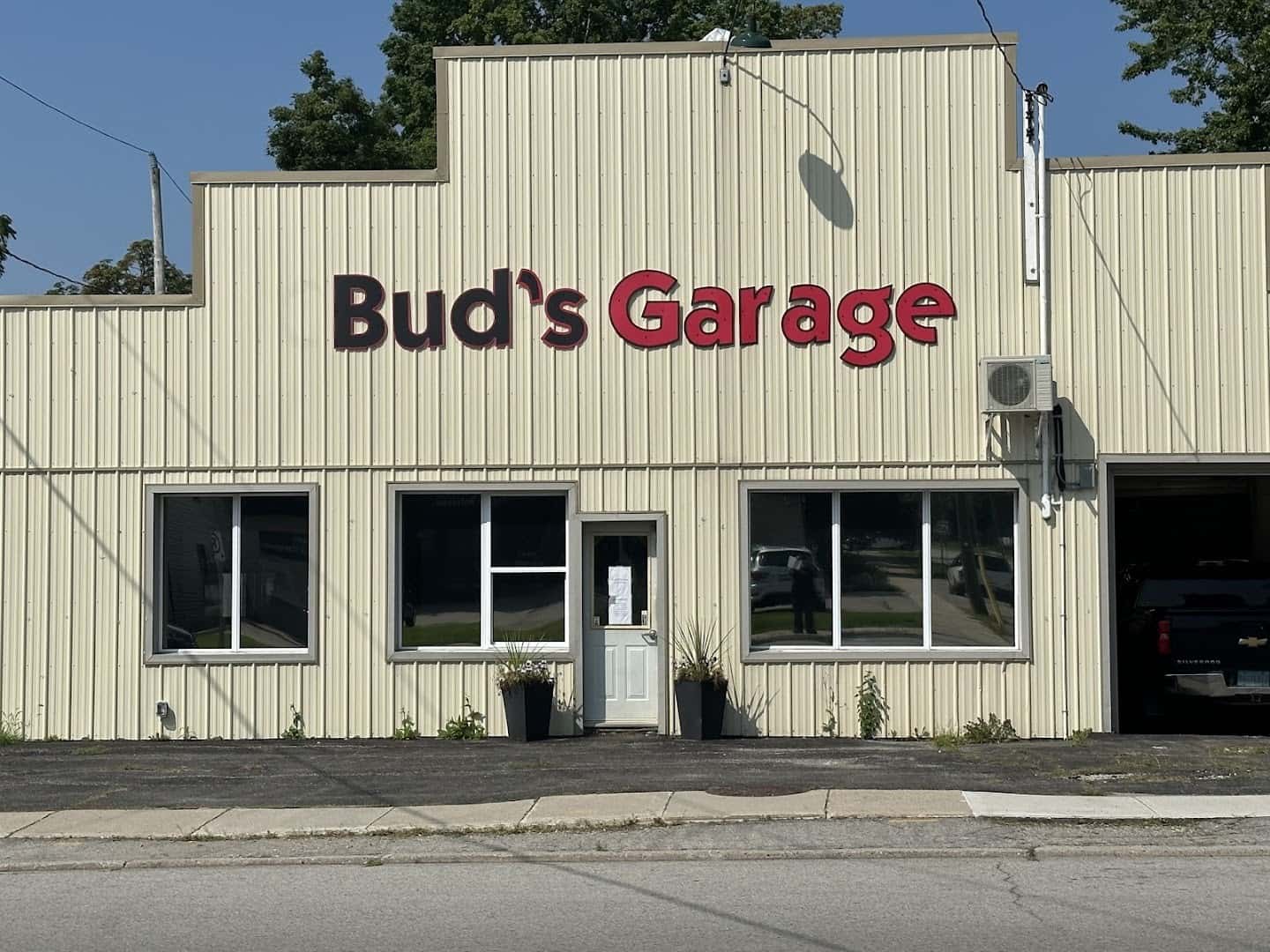 Bud's Garage — Auto Services photo 1 of 5