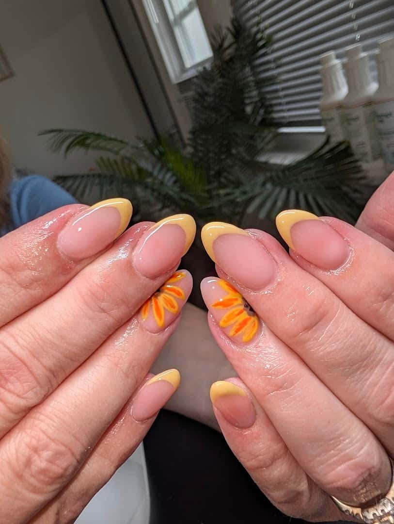 Yuk's Beauty & Nail π β Nail Salons & Spas photo 3 of 4