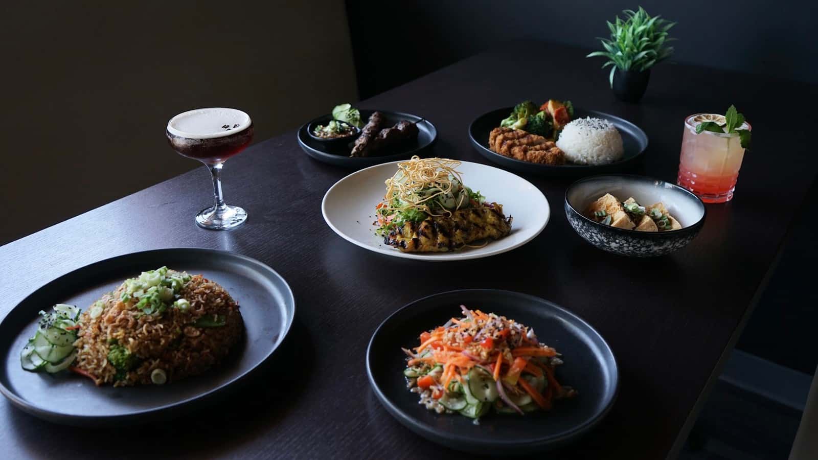 Meesai’s Thai Kitchen — Restaurants photo 2 of 4