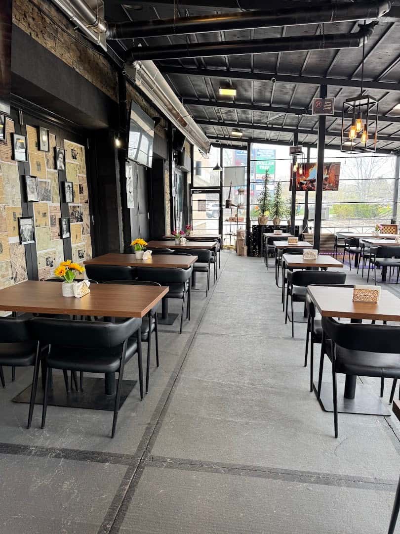 Maraheb Cafe مراحب كافيه — Coffee Shops & Cafes photo 1 of 3