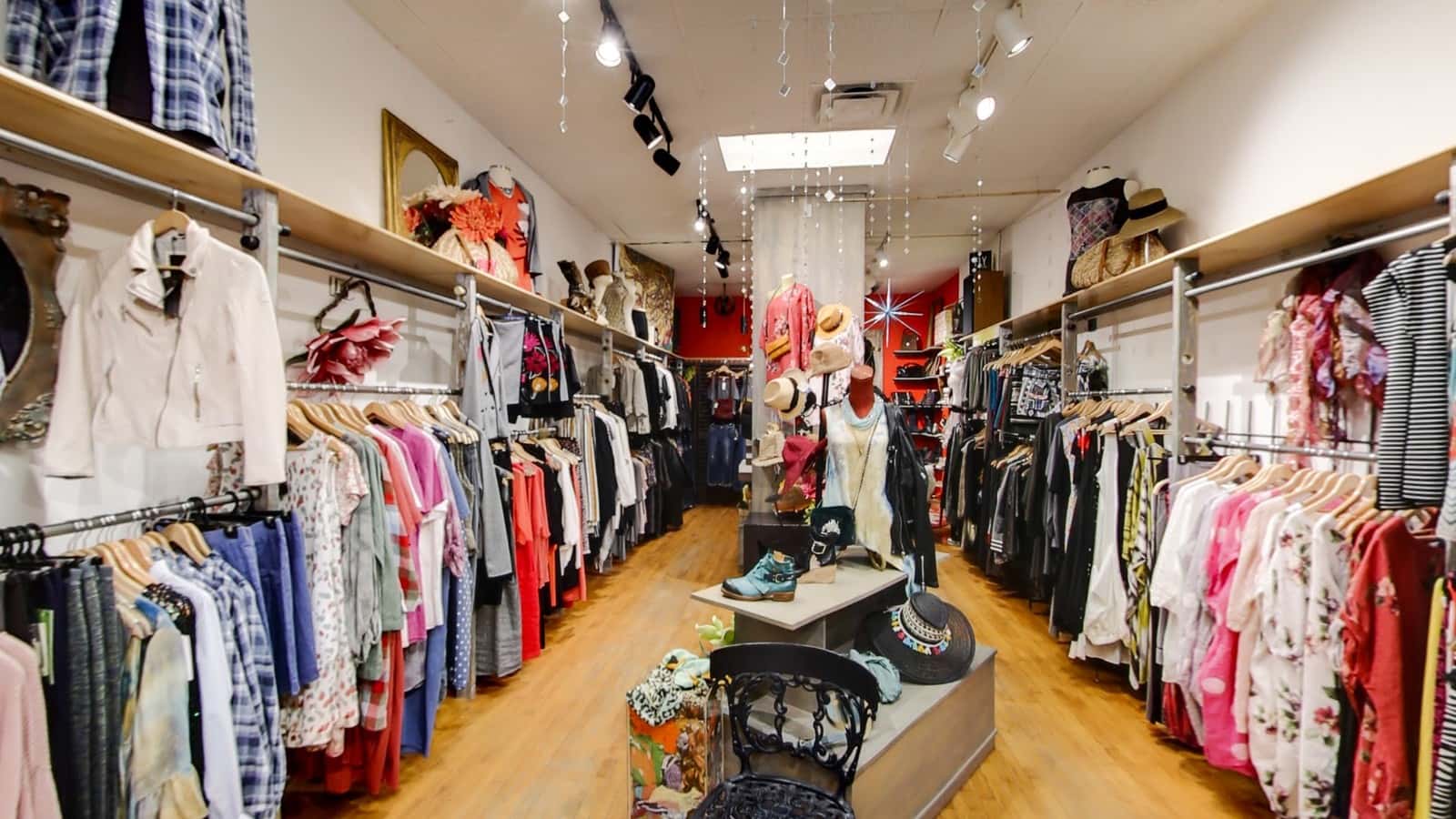 From Mars — Retail & Boutiques photo 2 of 4