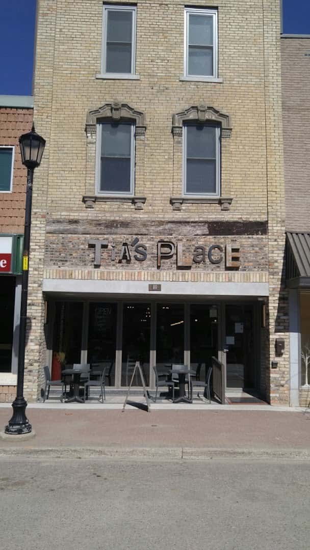 Tia's Place - Portuguese Restaurant — Restaurants photo 1 of 5