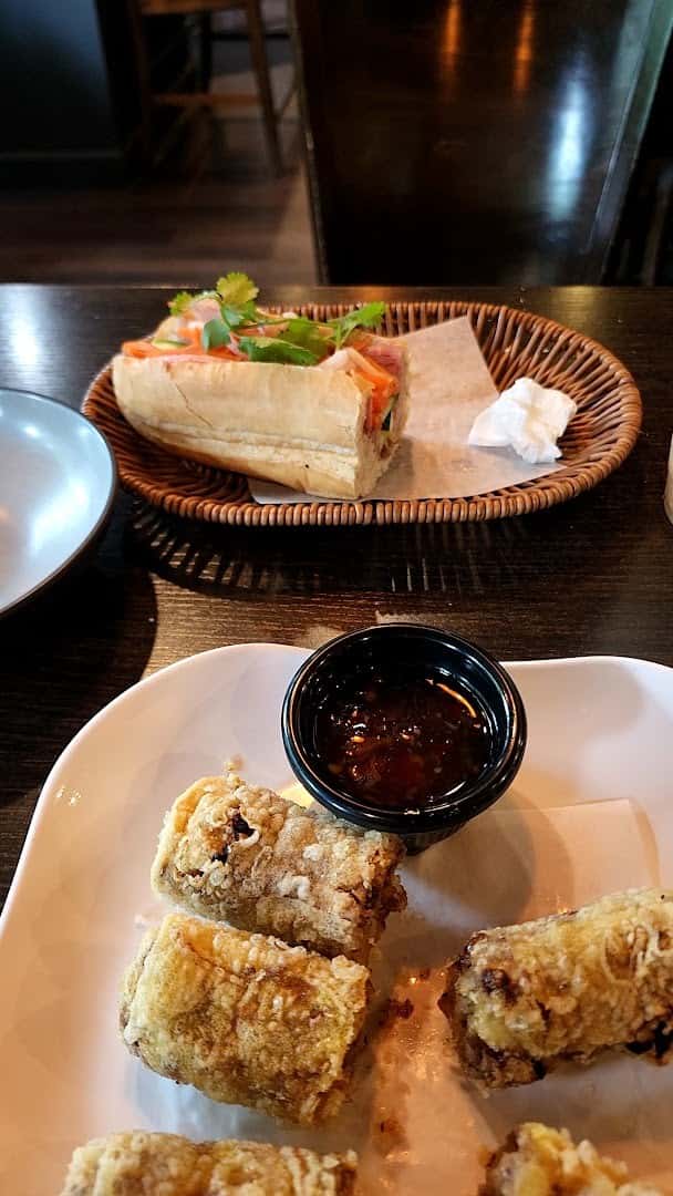 Fuh Vietnamese Restaurant — Restaurants photo 2 of 5