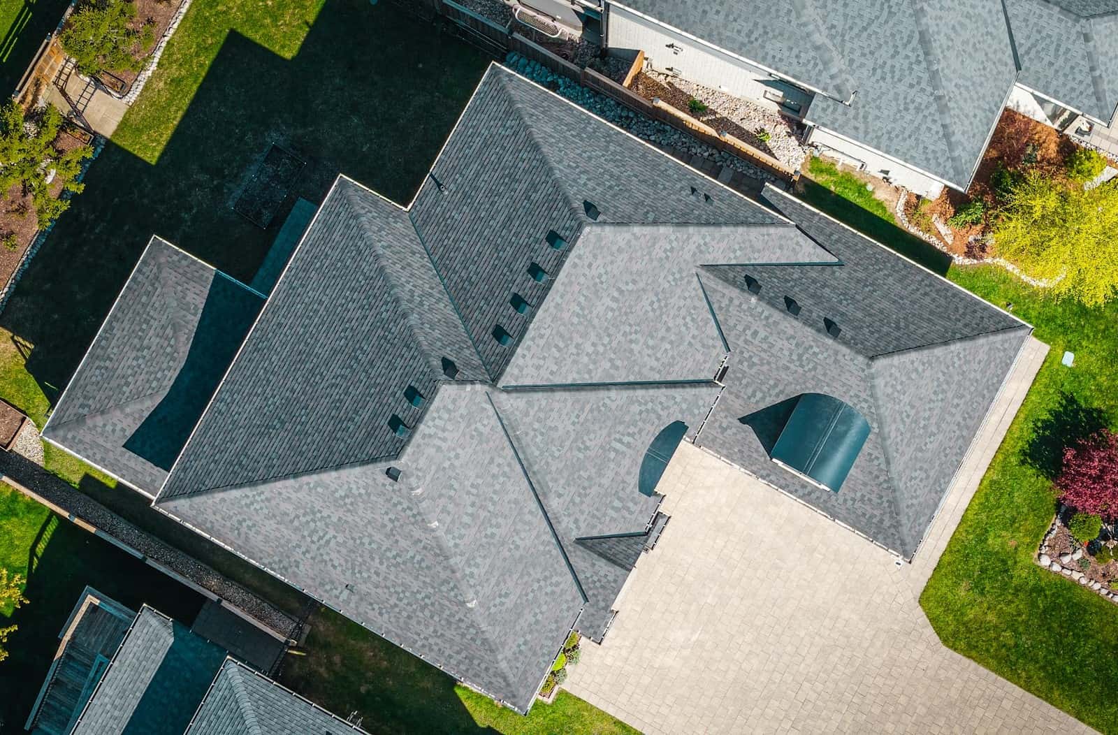 North London Roofing — Roofers photo 1 of 5