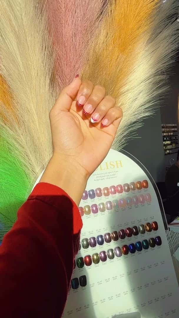 We Nails and Spa