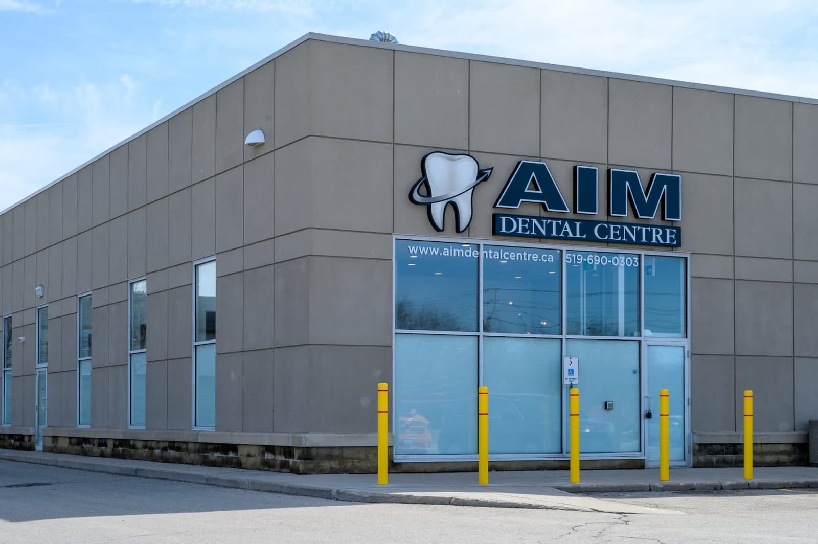 AIM DENTAL CENTRE — Dentists photo 1 of 5