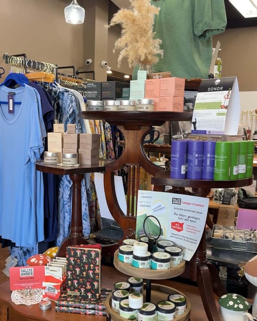 Myrtle — Retail & Boutiques photo 2 of 4