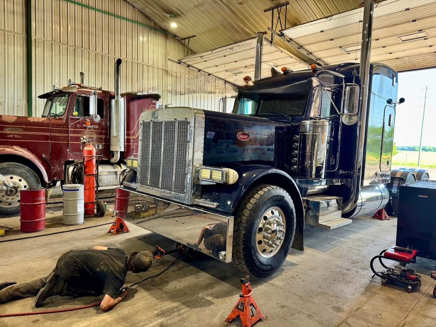 Promechanical Truck Repairs Inc. — Auto Services photo 2 of 5