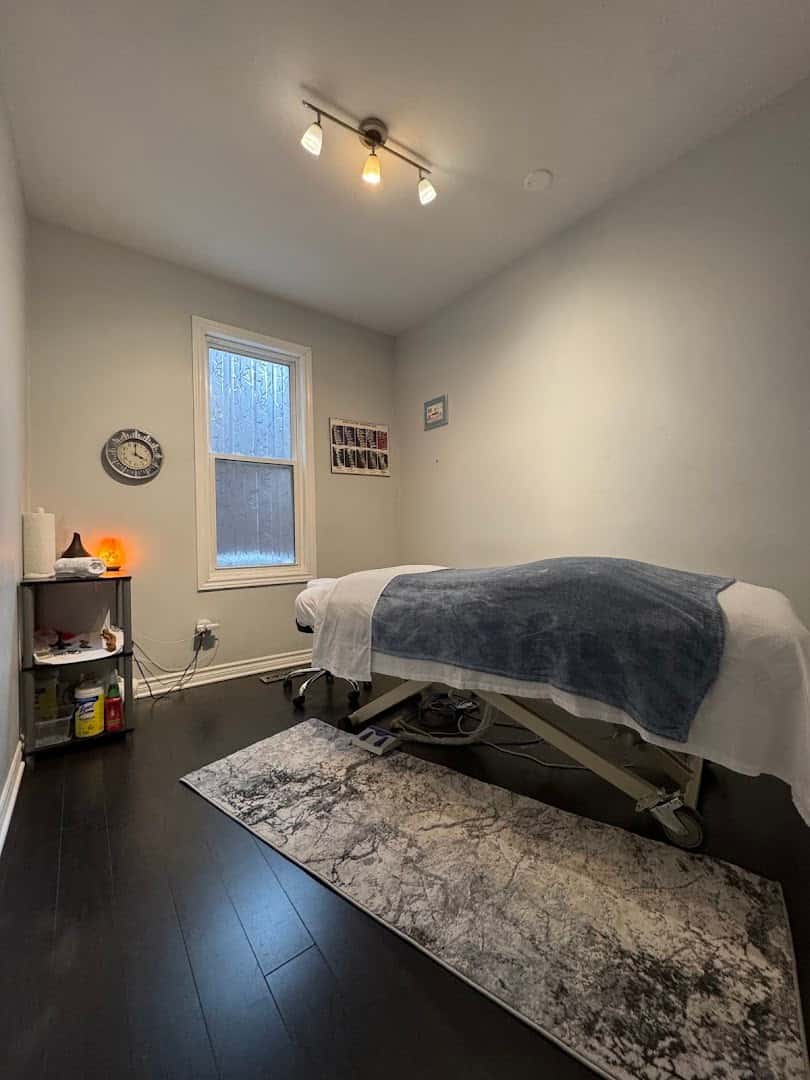 ChenFusion Massage陈府按摩 — Chiropractors & Therapy photo 1 of 5