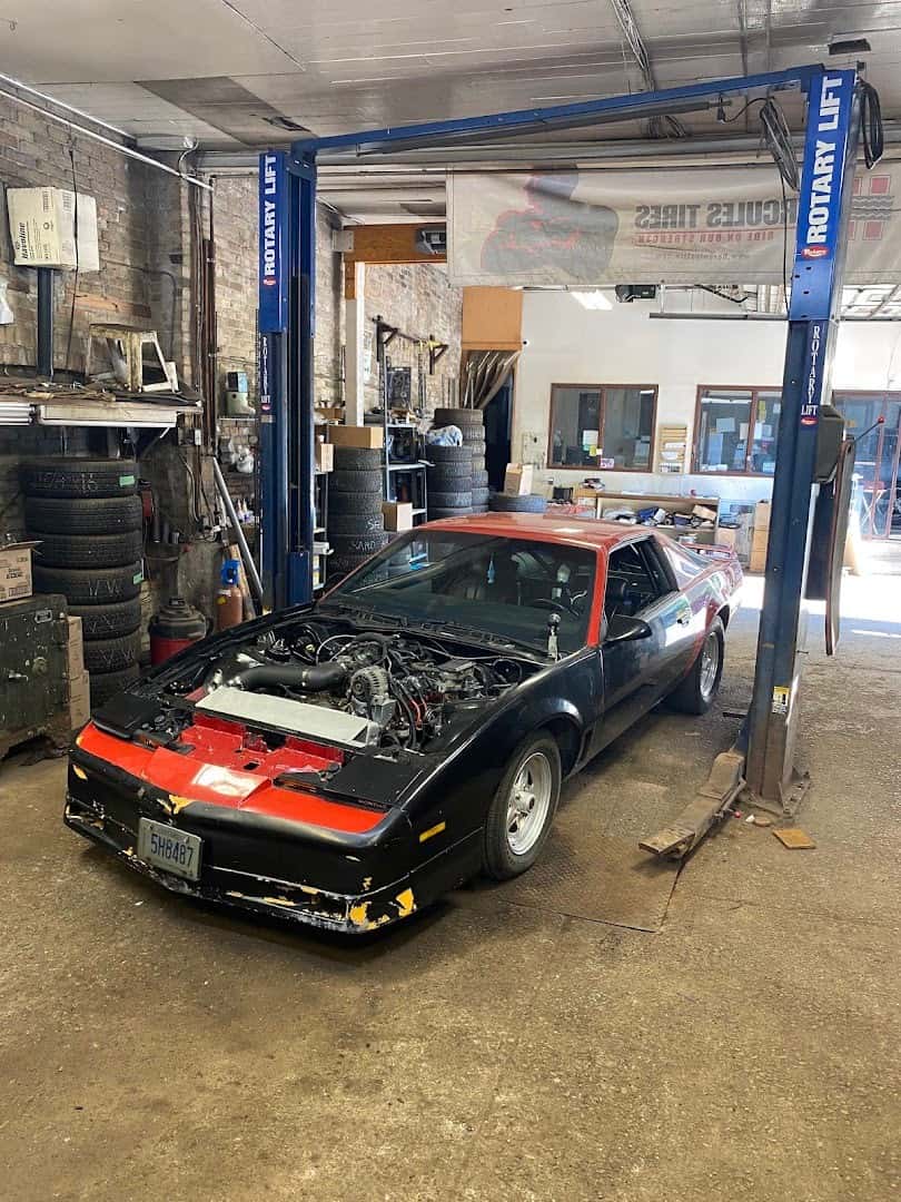Mackensie’s Automotive Inc. — Auto Services photo 2 of 3