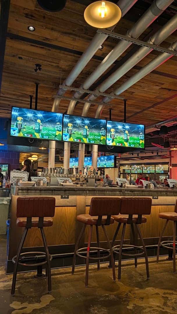 Beertown London - White Oaks — Restaurants photo 2 of 4