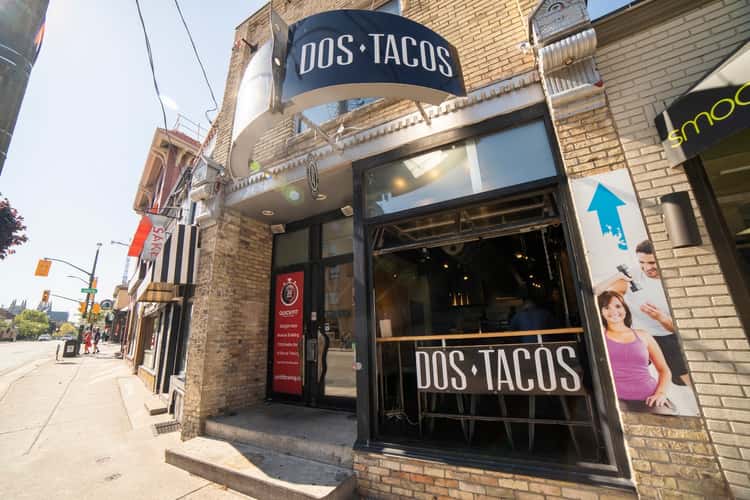 DOS TACOS