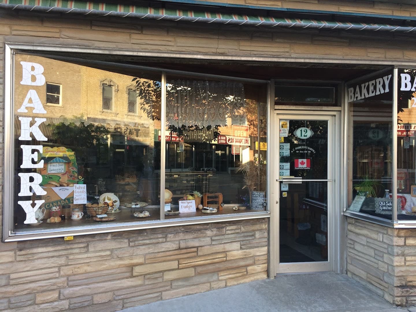 Hamilton's Bakery — Bakeries & Desserts photo 1 of 5