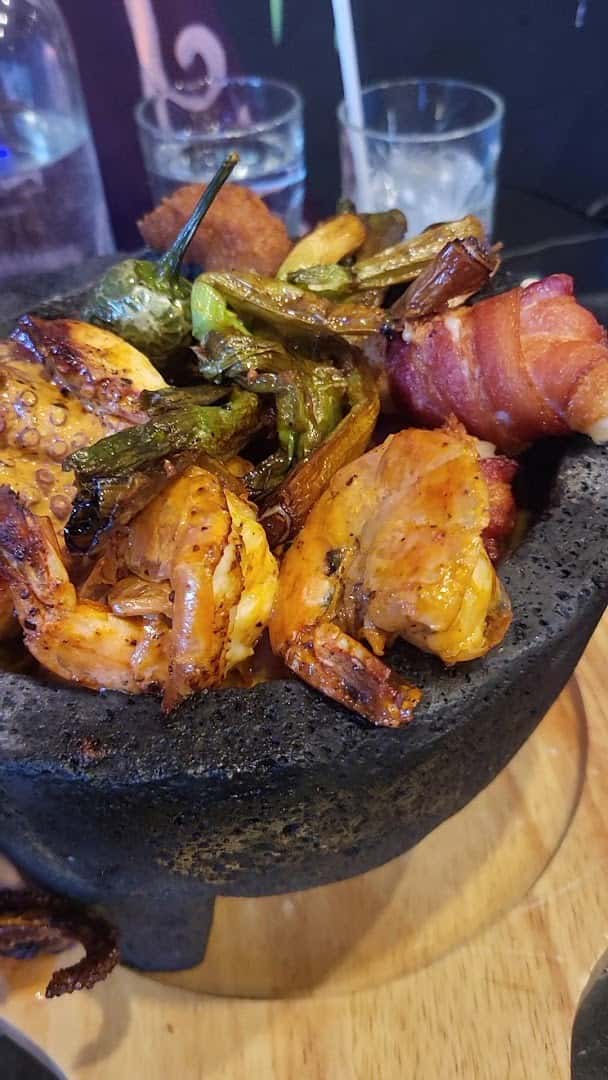 La Calaka Mexican Cuisine & Cantina — Restaurants photo 2 of 5