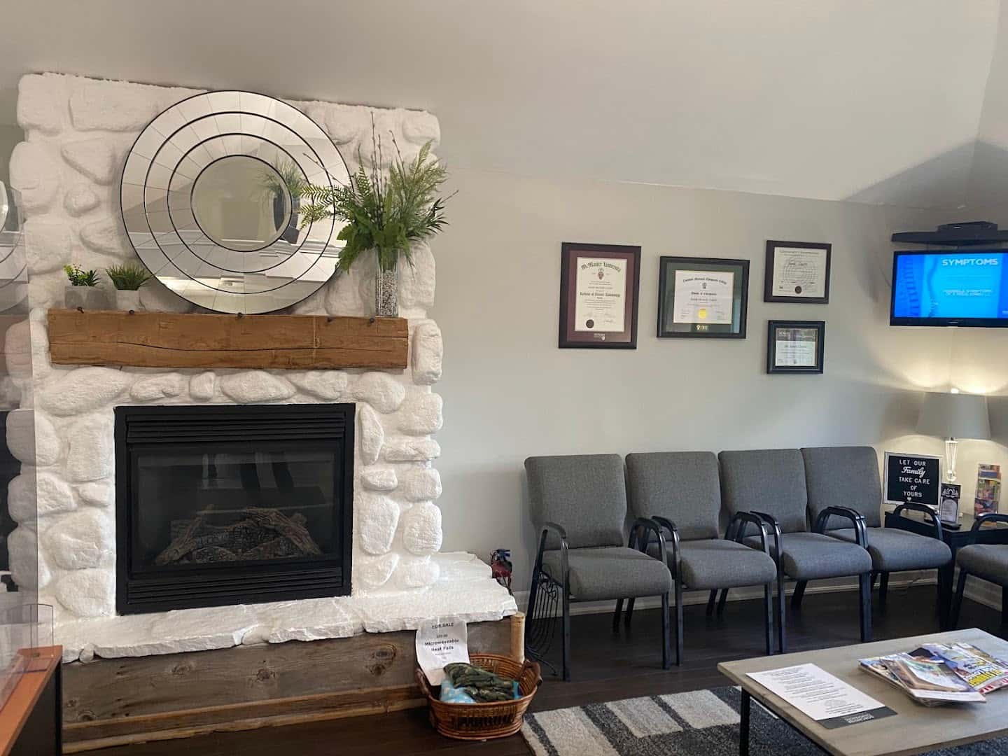 Dorchester Chiropractic & Wellness Centre - Dr. Amy Crinklaw & Dr. Sarah Coletti — Chiropractors & Therapy photo 3 of 4