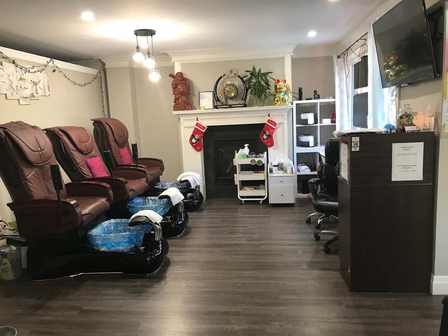 Prosperity Nails & Spa — Nail Salons & Spas photo 2 of 5