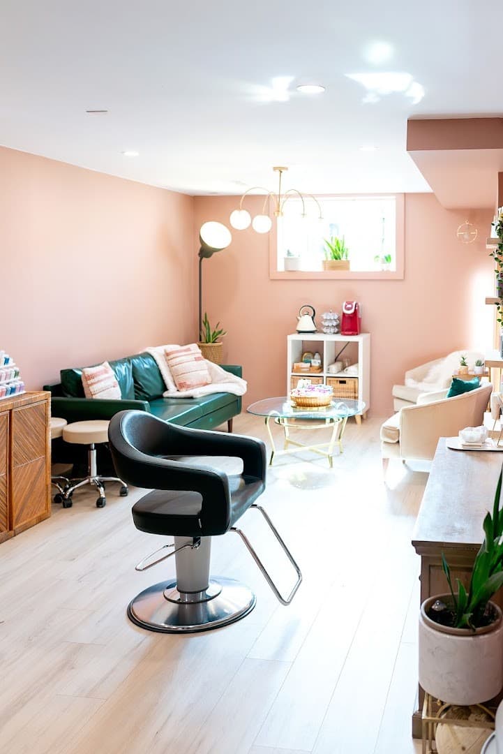 Bennett Abode Hair Studio — Hair Salons & Barbers photo 1 of 5