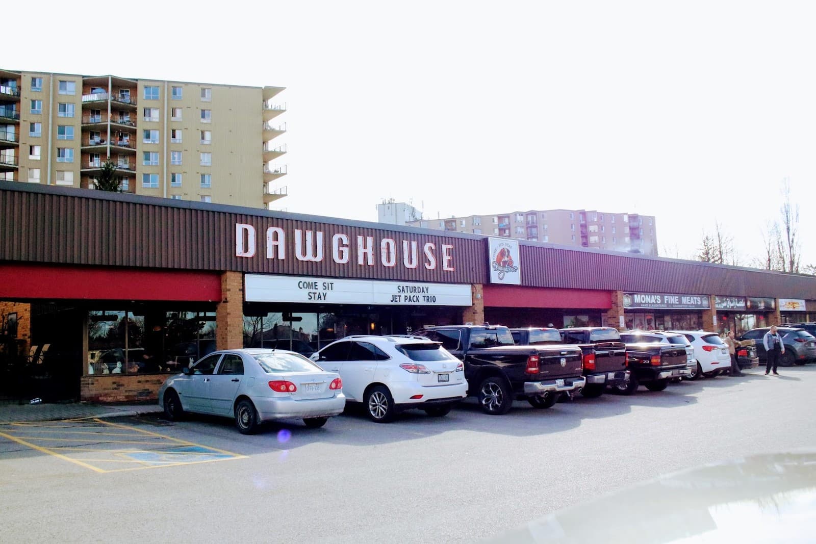 Dawghouse Pub & Eatery — Bars & Breweries photo 1 of 5