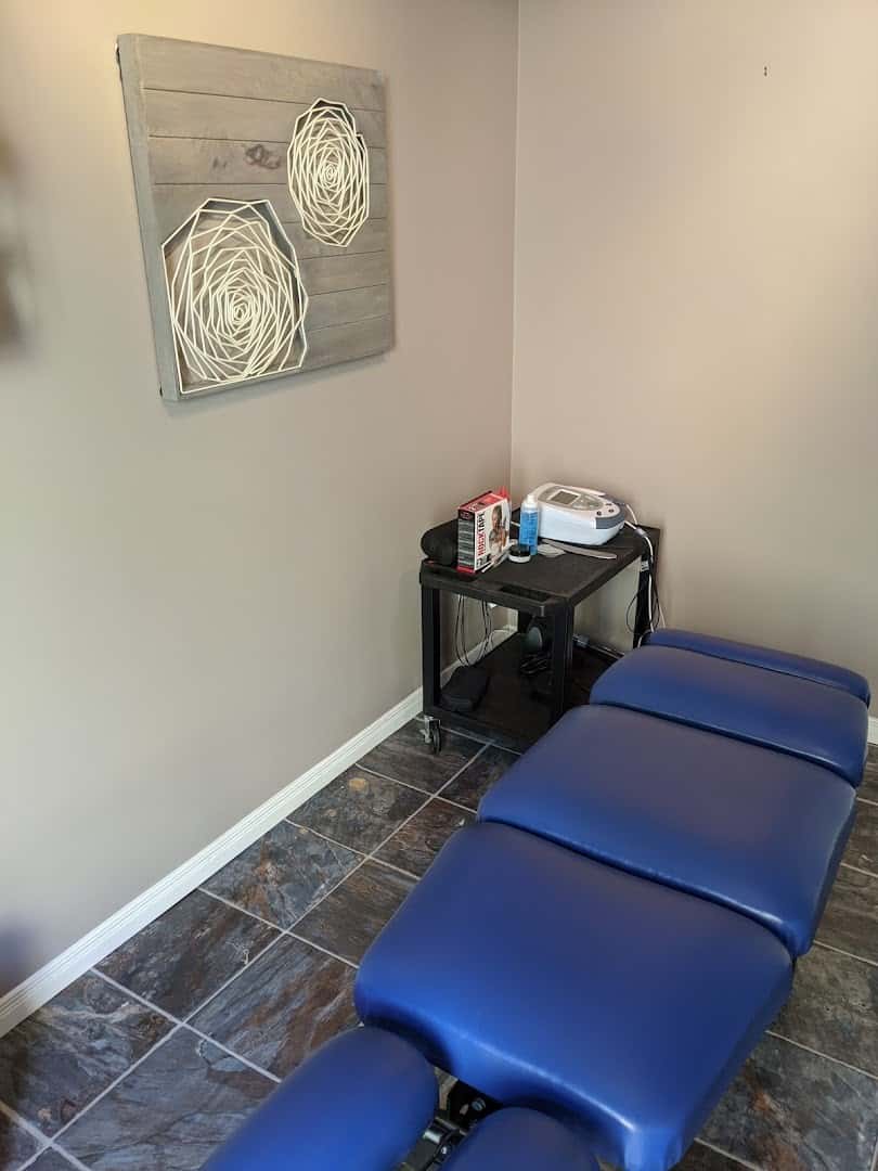 Active Chiropractic and Massage Therapy — Chiropractors & Therapy photo 1 of 5